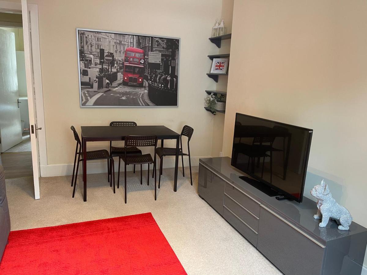 Beautiful 2 Bedroom Apartment- Prime Location, Aberdeen Centre Eksteriør billede