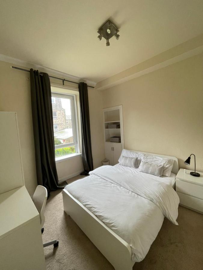 Beautiful 2 Bedroom Apartment- Prime Location, Aberdeen Centre Eksteriør billede